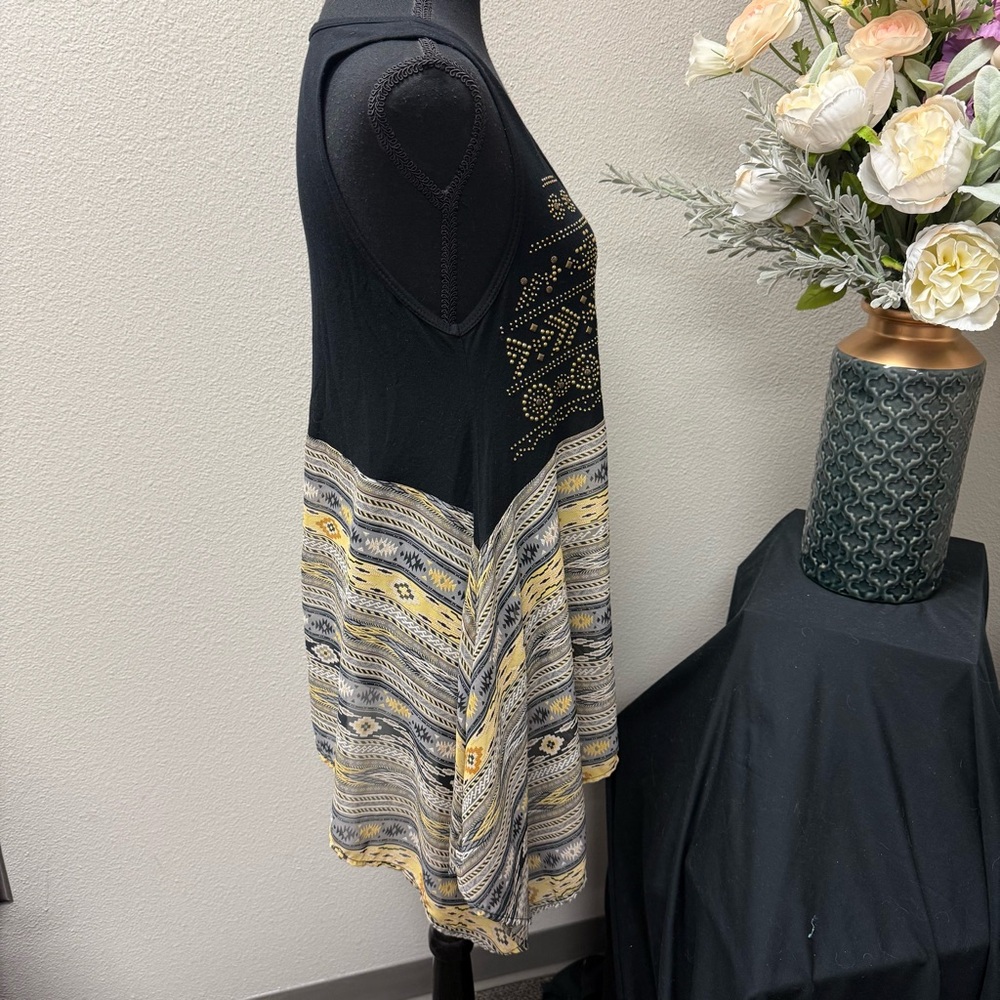 Be Vocal Black Gold Studded Boho Aztec Handkerchief Hem Tank Top L USA - Picture 5 of 9